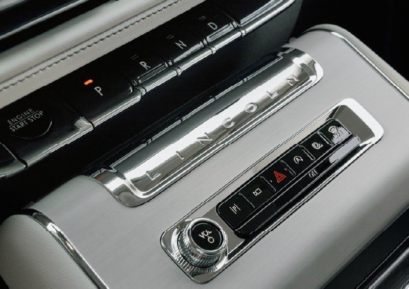The piano key gear selector of a 2027 Lincoln Aviator® Back Label™ SUV. | Bozard Lincoln in Saint Augustine FL